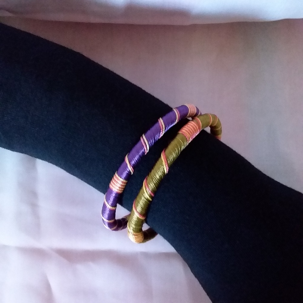Set of 2 Thread Covered Bangle Bracelets